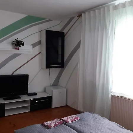 Yvonne's Place Pensión Bled