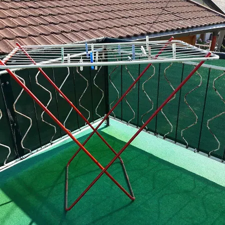 Yvonne's Place بيت ضيافة